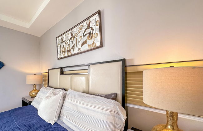 Incredible 3 BR Penthouse w BBQ Jacuzzi - Photo 57