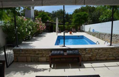 Stone House - Foto 1