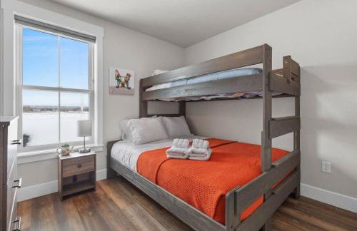 Crash with Class in this Townhome - Foto 5