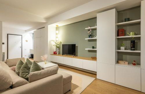 Luxury Apartment Near Milan - 6 Guests - Metro M2 - Foto 16