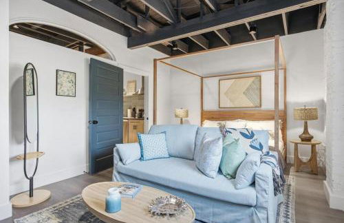 Memory - Adorable 1 BR Apt with Heated Pool - Photo 1