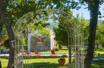 Amazing Villa In Slime, rest for mind, body and soul - Nature, garden and outside swimming pool - Foto 14