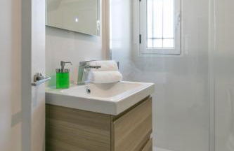 ELEVEN Apartments Real de la Carretería, by Homing U - Photo 12