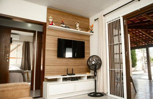 SUA CASA DE FÉRIAS 5 MINUTOS a pé do BETO CARRERO! - Foto 20