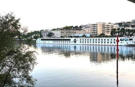 Cosy et lumineux face Seine river - 20 min Paris - Foto 32