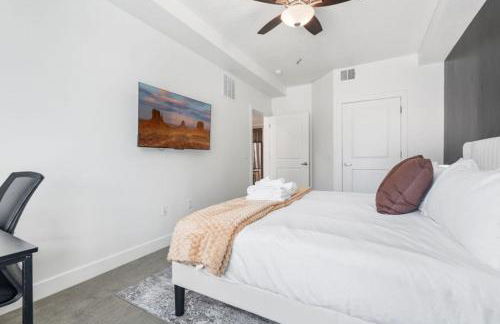 Cozy 1BR w Parking, Near Temple Sq & Delta Ctr - Foto 2