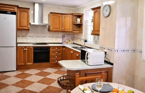 Casa Huelin - Apartamento y Loft, Playa 200m, Patio Privado, Centro Málaga - Foto 2