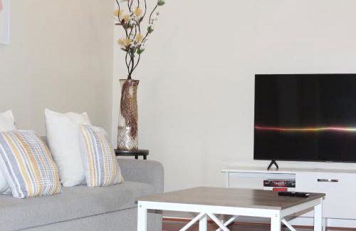 Cozy 3 Bedroom Min to National Mall Great Location and Free Parking - Foto 45