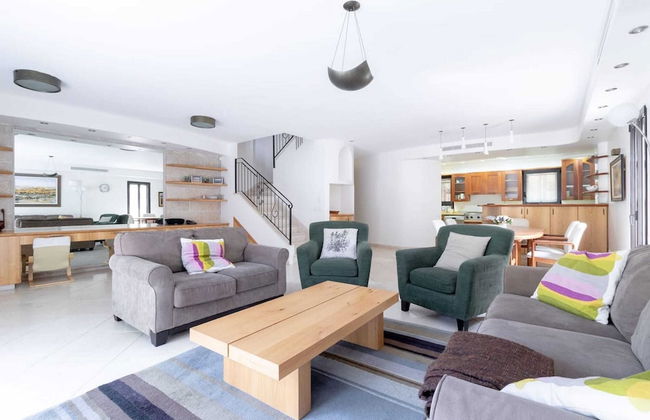 Family Apt & Garden in David's Village by FeelHome - Foto 17