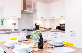 Charming 1BR House in Eccles with Free Parking - Foto 23