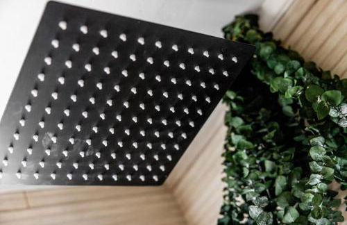 Mid-Century Modern Retreat in Little Italy - Foto 48