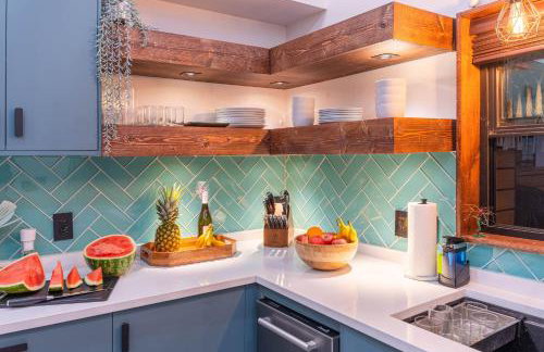 Artisan Oasis-hot Tub Fire Pit 8bd Whole House - Photo 40