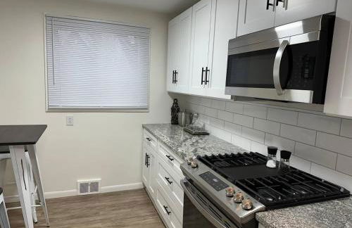 Charming Mentor Home w/ Fenced Backyard - Foto 7