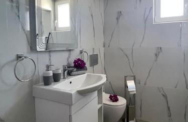 Lambou Beach Sunset - Foto 51