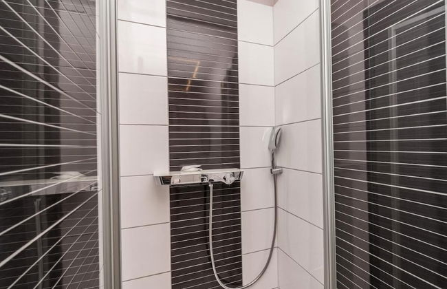 Good Life Deluxe Seafront Apartment - Foto 12