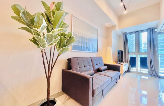 Uptown Parksuites 2 - Photo 31