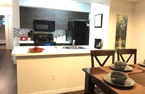 10min to Disney parks new condo free wifi & pool - Foto 24