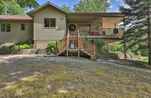 Private Lakefront Cabin with Hot Tub, Deck and Views - Foto 39