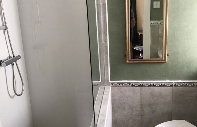 Garvault House - Photo 16