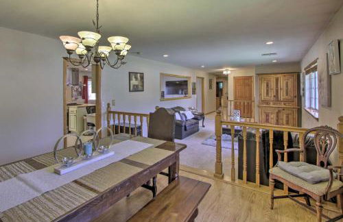 Spacious Lancaster Family Ranch - BBQ and Patio - Foto 12