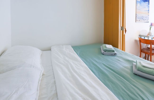 Apartment in Baflo Near Seal Center - Photo 3