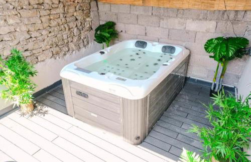 L'Amazone - Jungle Room avec Jacuzzi - Foto 4
