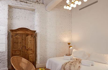 Lodgingmalaga Plaza de la Constitución - Photo 12