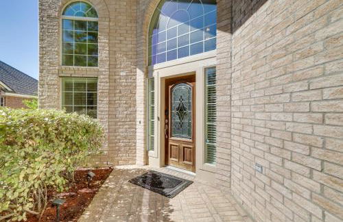 Lake-View Home with Pool Access in Legends Ranch! - Foto 36