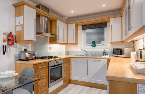 Magnolia House - Beautiful Townhouse in Old Town Poole - Photo 3