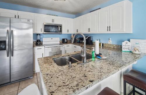 Navarre Beach Landing - Beach Gear Included - Walk to Beach - Sunset Views - Foto 53