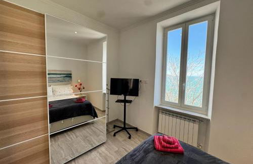 Splendida Casa vista mare per 4 persone di fronte alle spiagge di Bussana - Foto 9