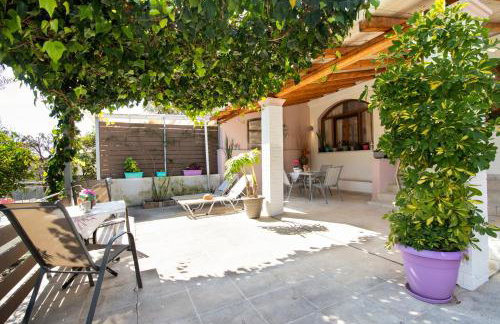 Kiki's Apartments - Photo 57