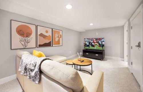 Renton DT 1BR Suite WS 95 Near Landing &Sea-Tac - Foto 1