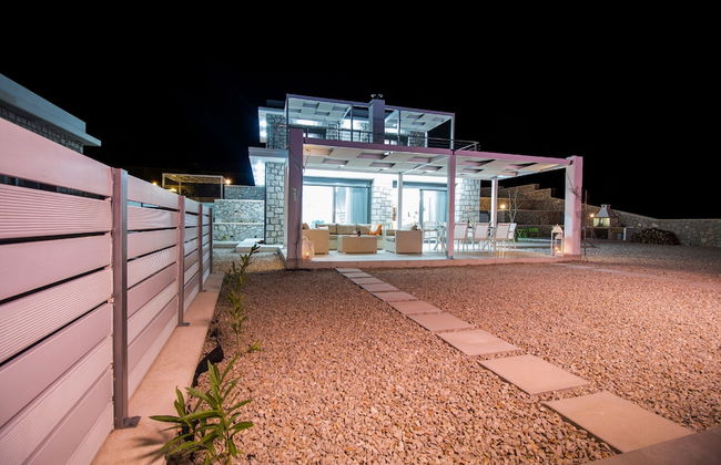 Francis & Gregorys Luxury Villas - Photo 24