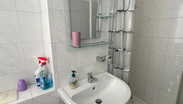 Apartment Salzgitter - Ideal for long stays - Foto 5, Shower