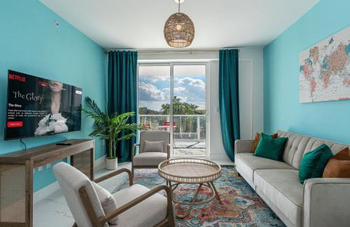 Resort-Style 1 Bed Condo with Pool Parking Rooftop & Gym - Foto 5