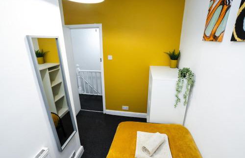Comfy 4 Bed House near Notts City Centre - FREE Parking - Foto 73