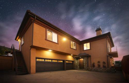 5 BR/5 BA Getaway with a View - Foto 1