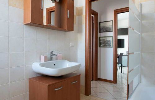 Bella Ciao Airport Apartment - Photo 9