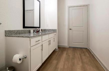 Landing Stunning 1BD Clubhouse Pool - Foto 8