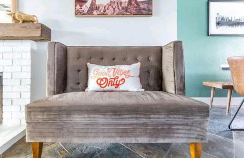 Pool & Hot Tub! Centrally Located, Less Than 3 Miles to The Strip! - Foto 50