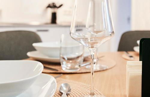 OLIVE Apartments - 3x Kingsize Bedrooms - Free Parking - Foto 19