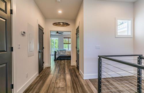 New Listing! Walking distance to Marina. - Foto 28