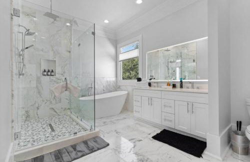 Modern Home Overlooking Downtown - Foto 32