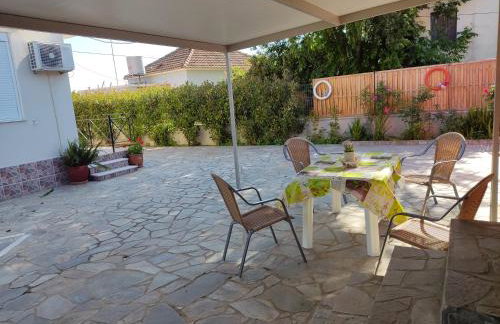 DIMITRIS EYRIAKIS COTTAGE - Photo 37