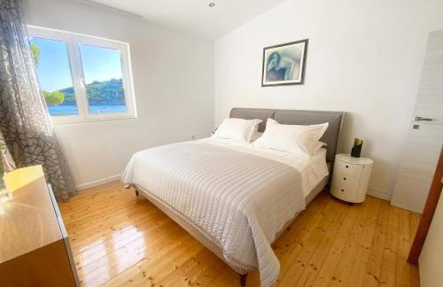 Villa Moro: Beachfront Privacy - Foto 28