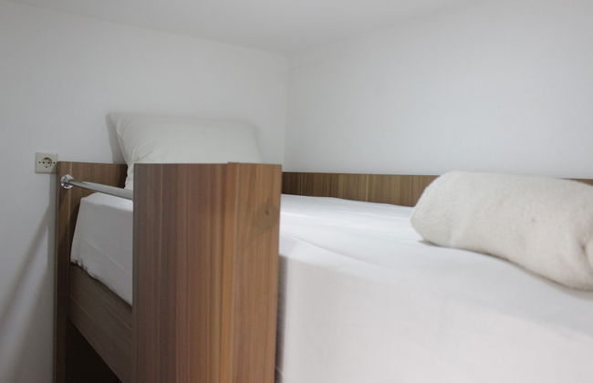 2BR Apartment Grand Asia Afrika near Alun-alun Bandung - Foto 6