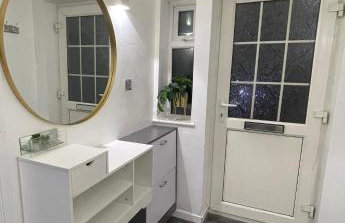 Newly refurbished modern 2 bedroom flat - Foto 2