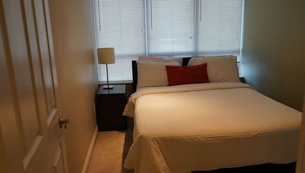 Living Suites Toronto Convention Centre - Photo 3, Chambre