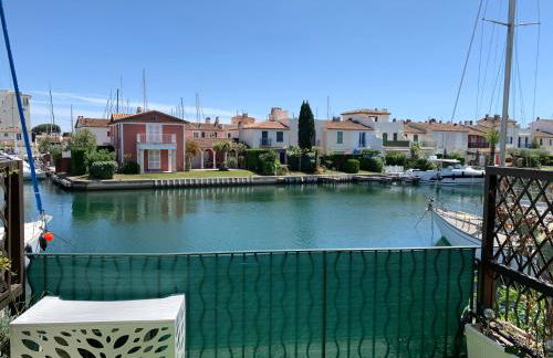 Appartement rue de l'amarrage à PORT GRIMAUD avec Terrasse vue canaux et garage - Foto 3